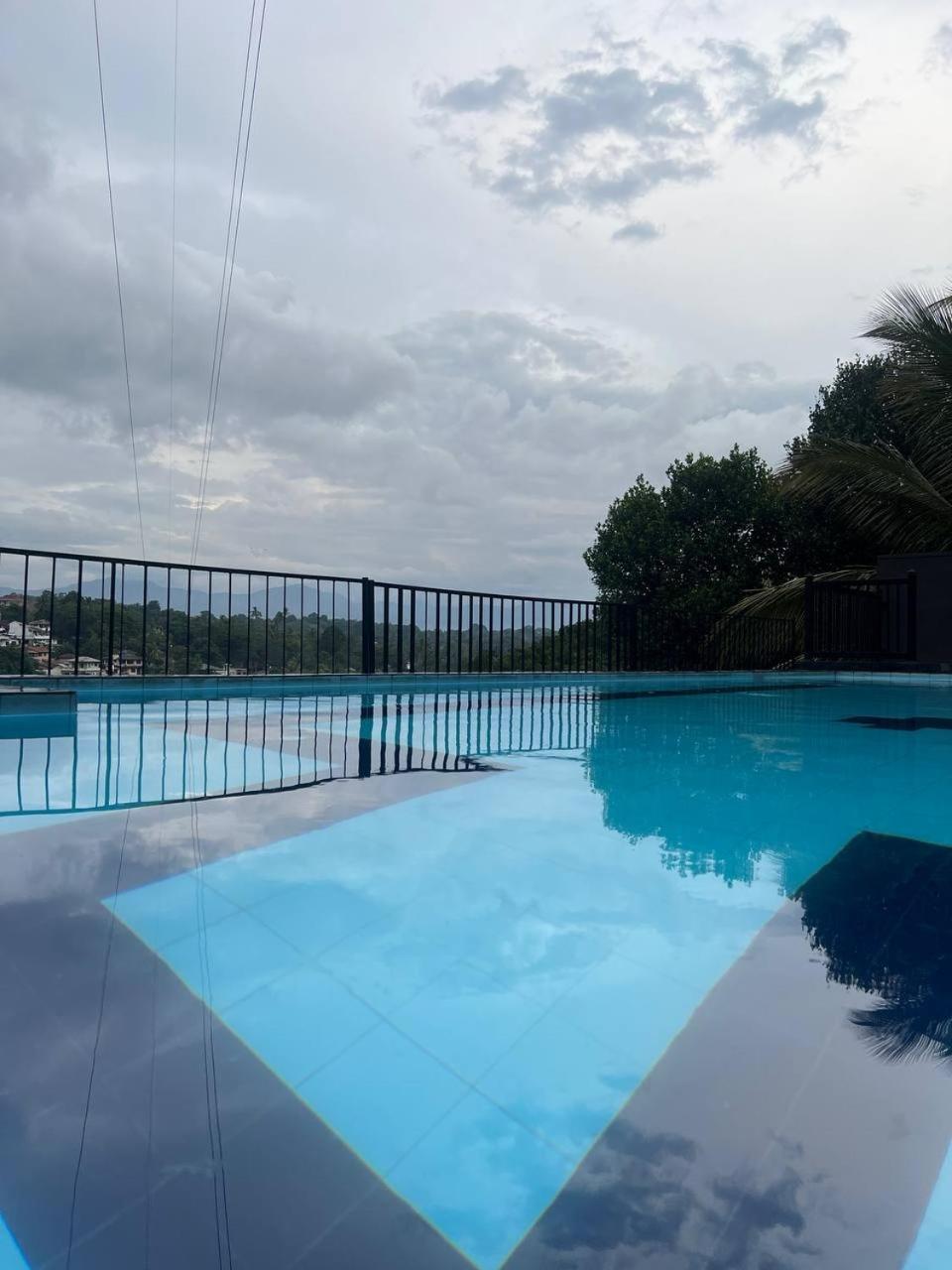Oyo 278 Hotel Rivelka Kundasale Экстерьер фото