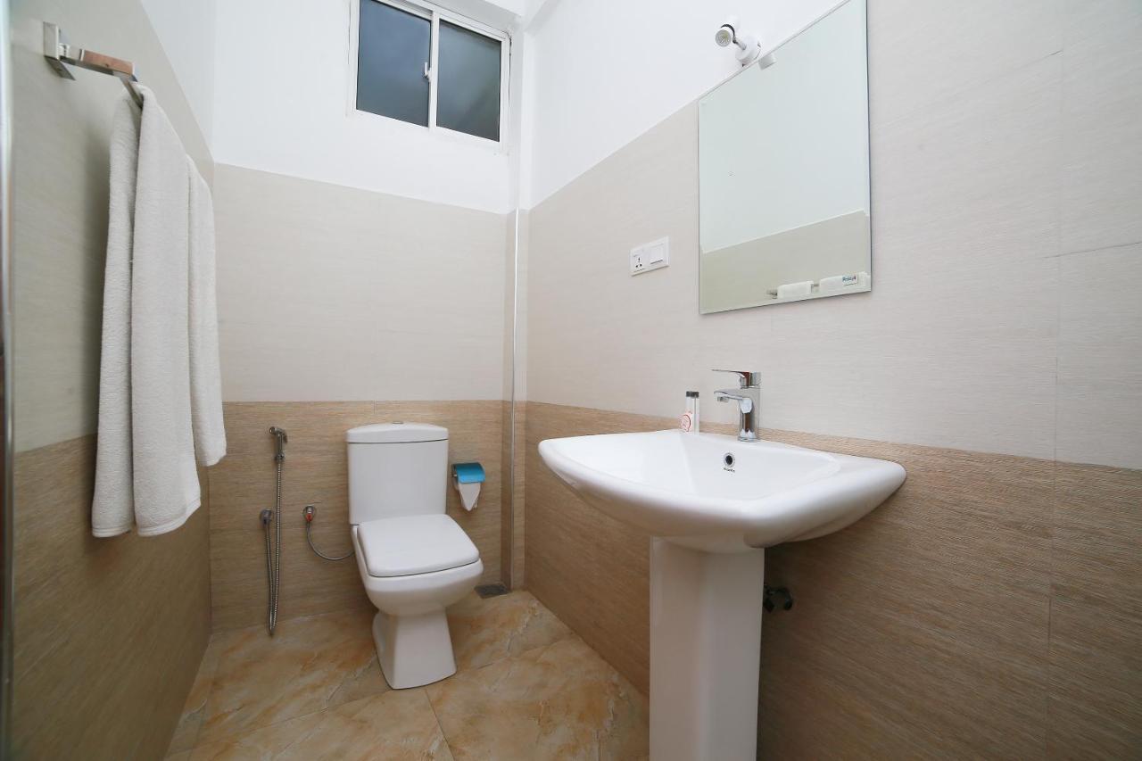 Oyo 278 Hotel Rivelka Kundasale Экстерьер фото